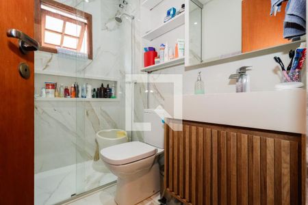 Casa à venda com 360m², 3 quartos e 4 vagasBanheiro da Suíte 1