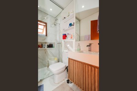 Casa à venda com 360m², 3 quartos e 4 vagasBanheiro da Suíte 1