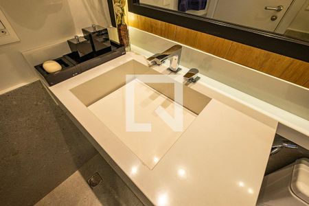 Apartamento à venda com 112m², 2 quartos e 2 vagasSuíte 2 - Banheiro