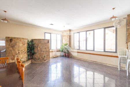 Apartamento para alugar com 74m², 2 quartos e 1 vagaÁrea comum - Salão de festas