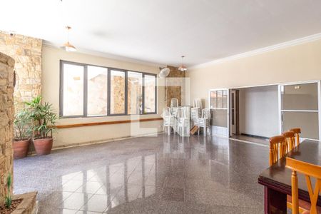 Apartamento para alugar com 74m², 2 quartos e 1 vagaÁrea comum - Salão de festas