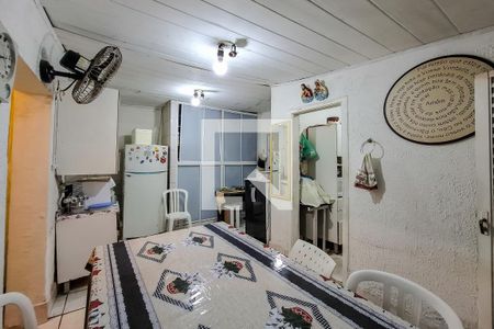 Casa à venda com 150m², 5 quartos e 2 vagas Casa à venda com 150m², 5 quartos e 2 vagascozinha copa