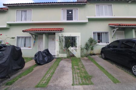 Casa de condomínio para alugar com 90m², 2 quartos e 2 vagasFachada / garagem