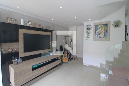 Casa de condomínio para alugar com 90m², 2 quartos e 2 vagasSala