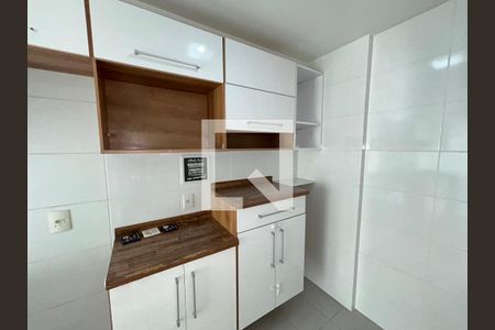 Apartamento para alugar com 64m², 2 quartos e 1 vagaCozinha