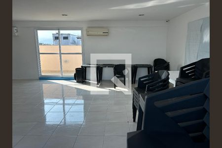 Apartamento para alugar com 64m², 2 quartos e 1 vagaÁrea comum - Salão de festas