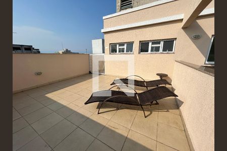 Apartamento para alugar com 64m², 2 quartos e 1 vagaÁrea comum