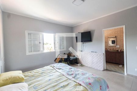 Casa à venda com 220m², 3 quartos e 5 vagasQuarto 2