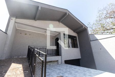Casa à venda com 220m², 3 quartos e 5 vagasFachada