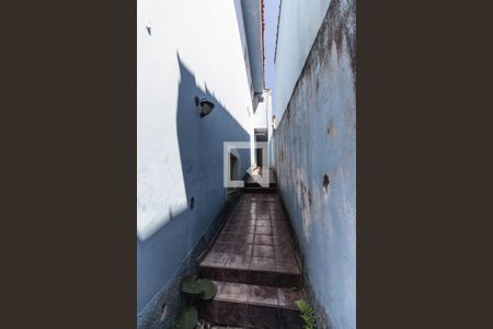 Casa à venda com 220m², 3 quartos e 5 vagasCorredor