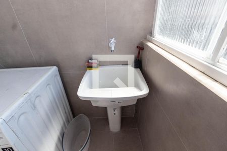 Casa à venda com 220m², 3 quartos e 5 vagasÁrea de serviço