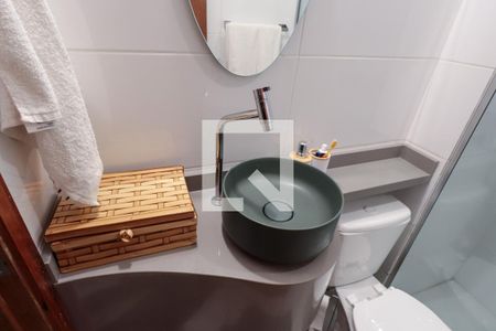 Apartamento para alugar com 49m², 2 quartos e sem vaga Apartamento para alugar com 49m², 2 quartos e sem vagaBanheiro