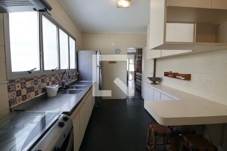 Apartamento para alugar com 200m², 4 quartos e 2 vagasCozinha