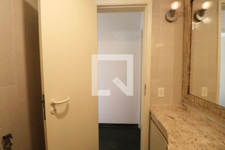 Apartamento para alugar com 200m², 4 quartos e 2 vagasBanheiro Social