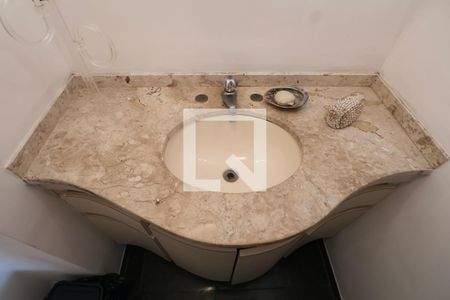 Apartamento para alugar com 200m², 4 quartos e 2 vagasLavabo