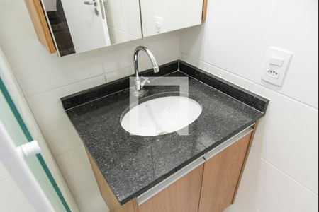 Banheiro de apartamento à venda com 1 quarto, 27m² em Vila Dom Pedro I, São Paulo