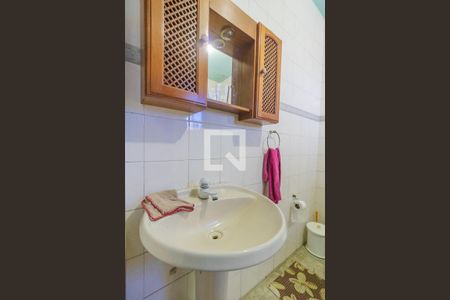 Casa à venda com 420m², 3 quartos e 5 vagasBanheiro 2