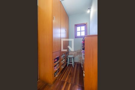 Casa à venda com 420m², 3 quartos e 5 vagasQuarto 1 - Closet