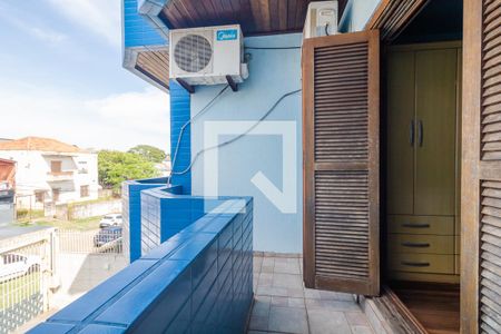 Casa à venda com 420m², 3 quartos e 5 vagasQuarto 2 - Varanda