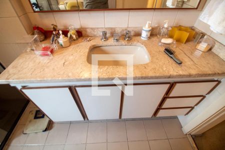 Apartamento à venda com 192m², 4 quartos e 3 vagas Apartamento à venda com 192m², 4 quartos e 3 vagasBanheiro