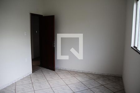 Casa à venda com 300m², 6 quartos e 4 vagasQuarto 5