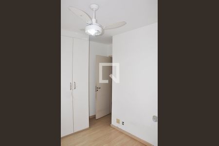 Apartamento à venda com 60m², 3 quartos e 1 vagaDetalhe - Quarto 02