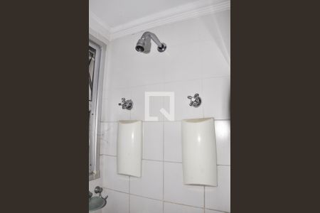 Apartamento à venda com 60m², 3 quartos e 1 vagaDetalhe - Banheiro Social