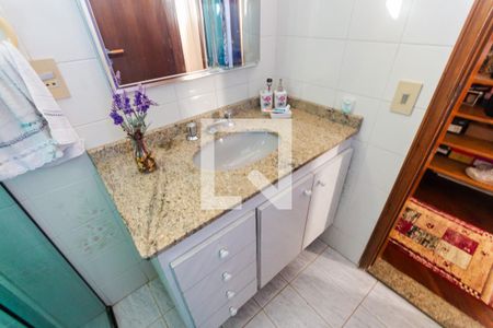 Apartamento à venda com 106m², 3 quartos e 1 vagaBanheiro da Suíte