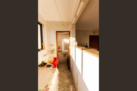 Apartamento à venda com 106m², 3 quartos e 1 vagaÁrea de Serviço