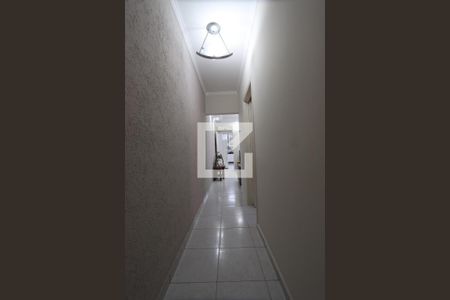 Casa à venda com 110m², 2 quartos e 2 vagasCorredor