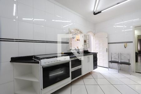 Casa à venda com 110m², 2 quartos e 2 vagasCozinha