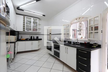 Casa à venda com 110m², 2 quartos e 2 vagasCozinha