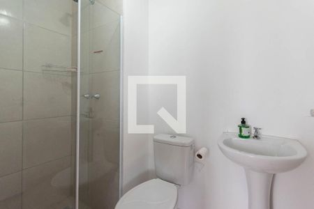 Banheiro de apartamento para alugar com 2 quartos, 46m² em São Cristóvão, Rio de Janeiro