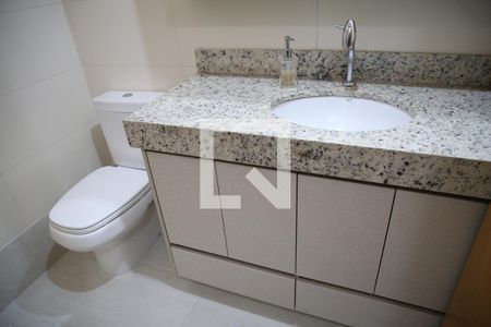 Apartamento para alugar com 75m², 3 quartos e 2 vagasBanheiro