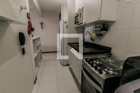 Apartamento para alugar com 55m², 1 quarto e 2 vagas Apartamento para alugar com 55m², 1 quarto e 2 vagasCozinha