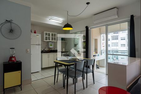 Sala de kitnet/studio para alugar com 1 quarto, 47m² em Consolação, São Paulo