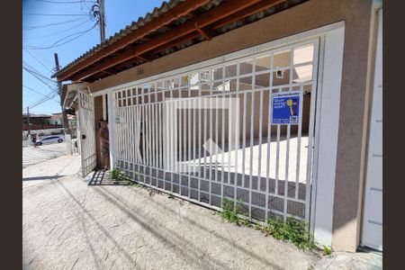 Casa à venda com 200m², 3 quartos e 4 vagas Casa à venda com 200m², 3 quartos e 4 vagasFachada Plaquinha