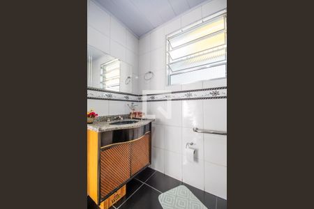 Casa à venda com 300m², 3 quartos e sem vagaBanheiro (Casa 1)