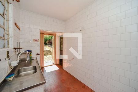 Casa à venda com 130m², 3 quartos e 4 vagas