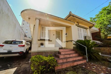 Casa à venda com 130m², 3 quartos e 4 vagas