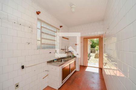 Casa à venda com 130m², 3 quartos e 4 vagas