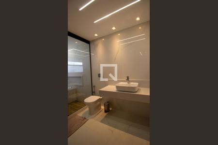 Casa de condomínio à venda com 250m², 4 quartos e 2 vagasBanheiro da Suíte 3