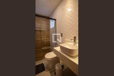 Casa de condomínio à venda com 250m², 4 quartos e 2 vagasBanheiro da Suíte 2