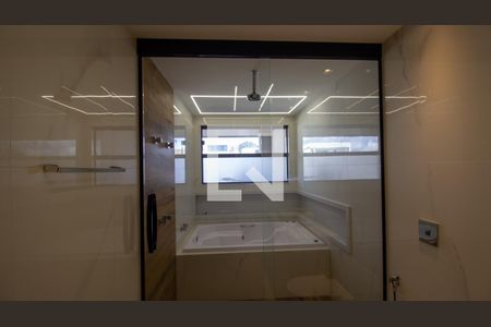 Casa de condomínio à venda com 250m², 4 quartos e 2 vagasBanheiro da Suíte 3