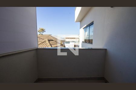 Casa de condomínio à venda com 250m², 4 quartos e 2 vagasSacada da Suíte 2