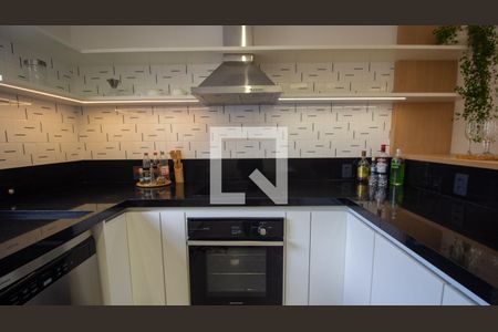 Casa de condomínio à venda com 250m², 4 quartos e 2 vagasCozinha