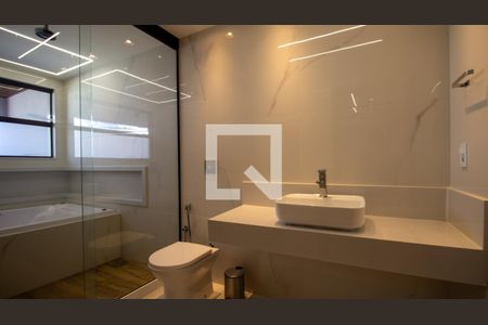 Casa de condomínio à venda com 250m², 4 quartos e 2 vagasBanheiro da Suíte 3