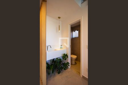 Lavabo de casa de condomínio à venda com 4 quartos, 250m² em Vargem Pequena, Rio de Janeiro