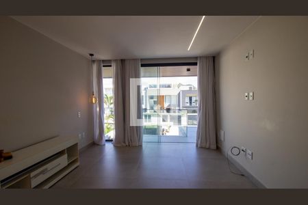 Casa de condomínio à venda com 250m², 4 quartos e 2 vagasSuíte 3