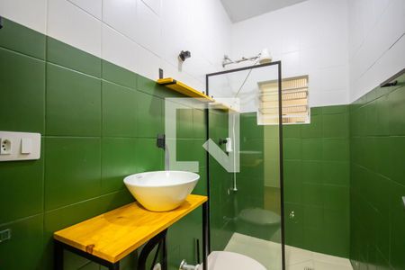 Casa à venda com 130m², 3 quartos e 3 vagasBanheiro (Casa 1)